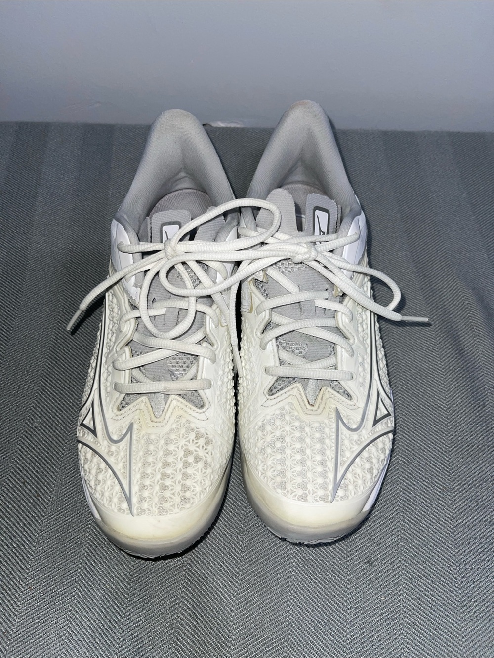 Mizuno Wave Exceed Tour 6 Women's Tennis Shoe white/grey sz 8. A-1